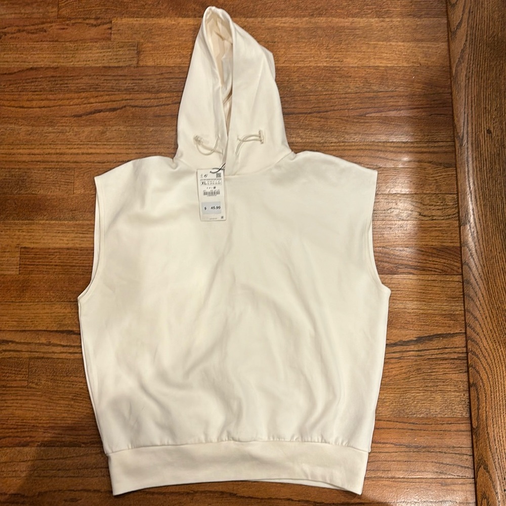 Zara Man Sleeveless Hoodie